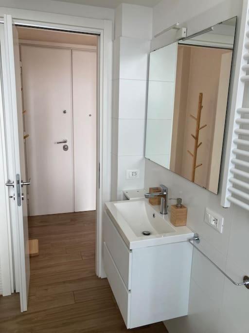 Casa Frugalis - Elegant House Near The City Center Appartamento *